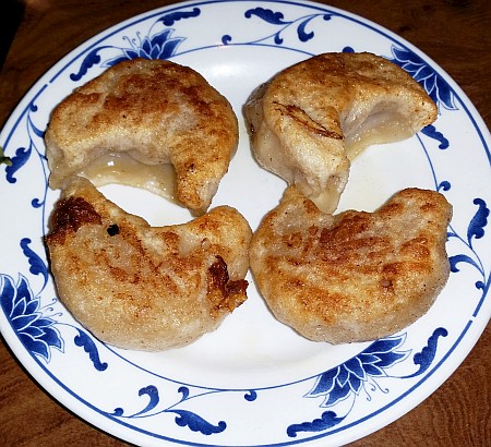 Fried pork dumplings