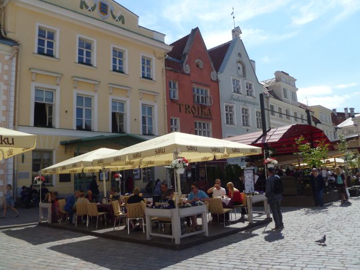 Raekoja plats (Town Hall Square)