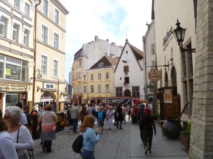 Intersection of Vene and Vanaturu Kael