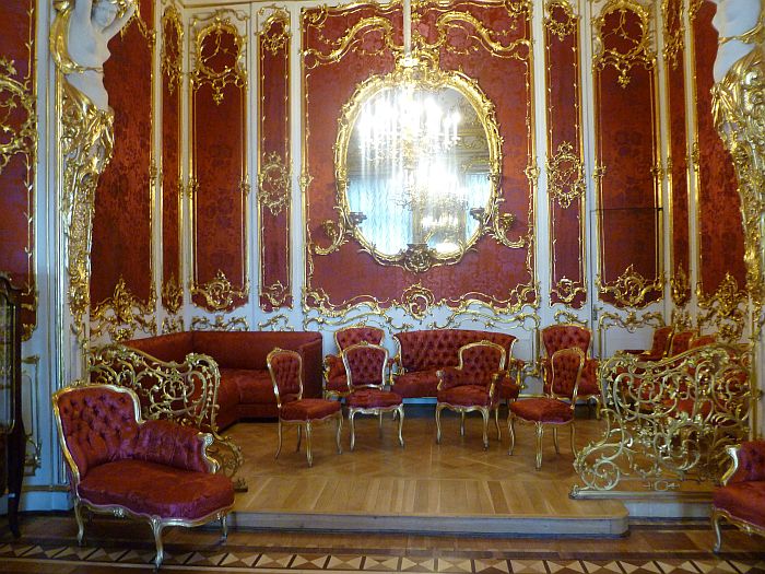 Hermitage red room