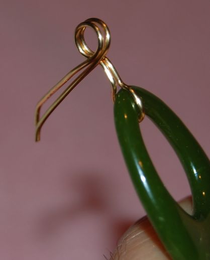 Wire loop for pendant